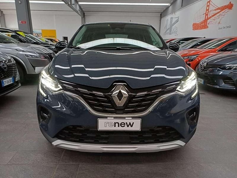 Usata Renault Captur Techno 101 CV (74 kW) 2023 Blu marine pastello SUV