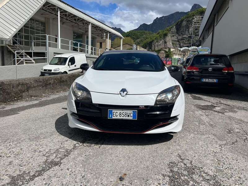 Usata Renault Mégane Coupé R.S. 250 CV (183 kW) 2011 Bianco Coupé