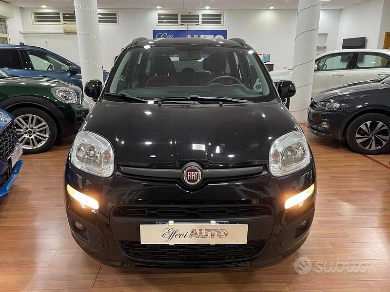 Usata Fiat Panda Lounge 69 CV (50 kW) 2019 Nero Berlina