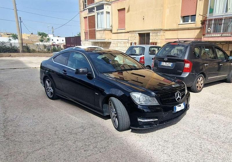 Usata Mercedes C250 Avantgarde 204 CV (150 kW) 2012 Nero Coupé