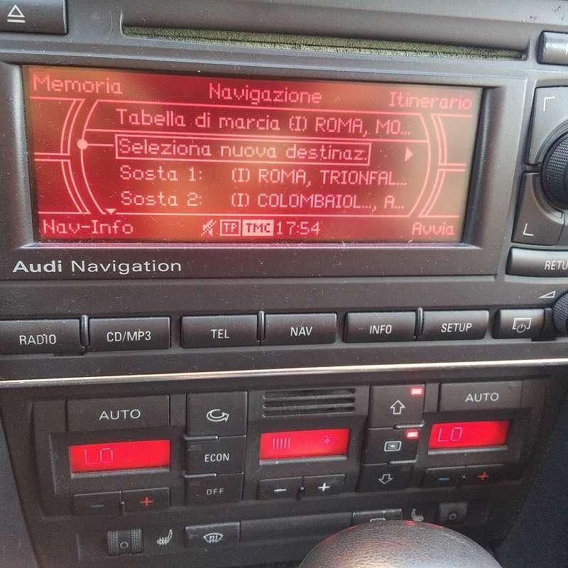 Argento Usata 2006 Audi A4 Ambiente Station wagon | 2500 € (Buon prezzo) - Immagine 1/4