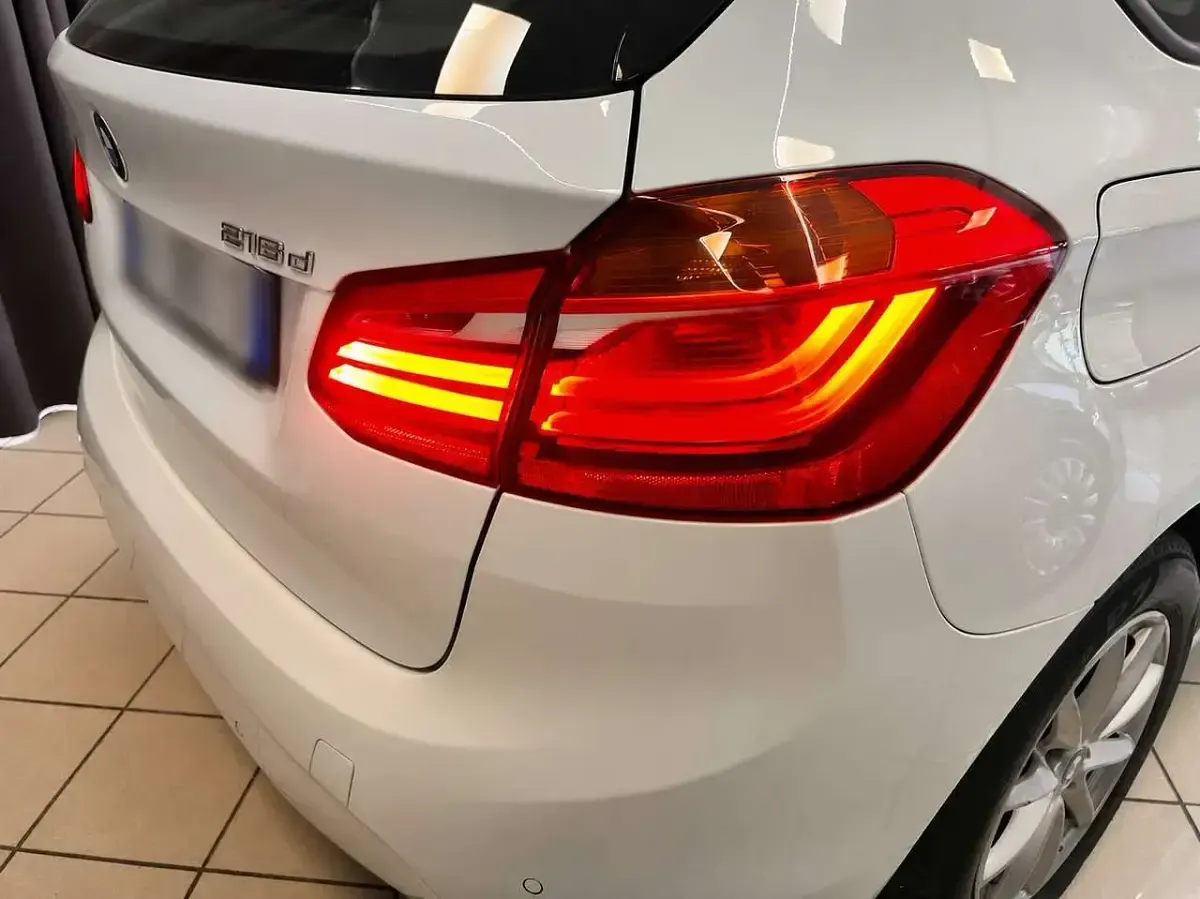 Usata BMW 216 Active Tourer Luxury Line 116 CV (85 kW) 2019 Verde Monovolume