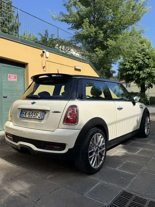 Usata Mini John Cooper Works Chili 211 CV (155 kW) 2011 Utilitaria