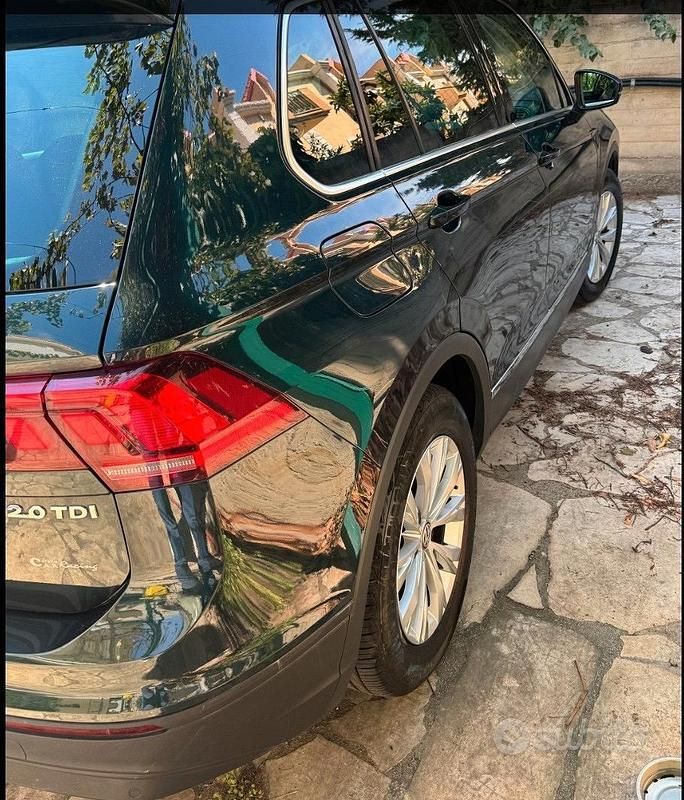 Usata VW Tiguan Business 150 CV (110 kW) 2017 Verde SUV