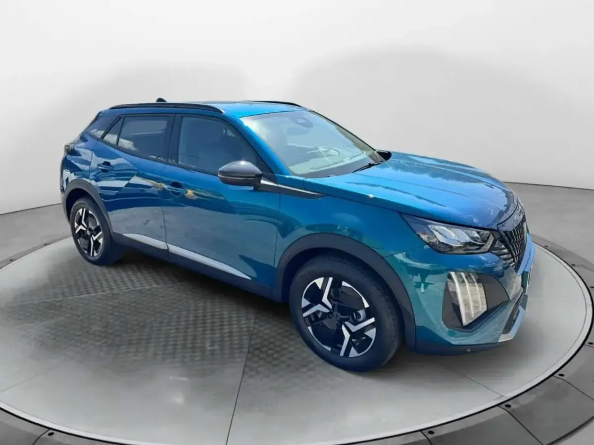 Nuova Peugeot 2008 Allure 131 CV (96 kW) 2025 Blu/azzurro SUV
