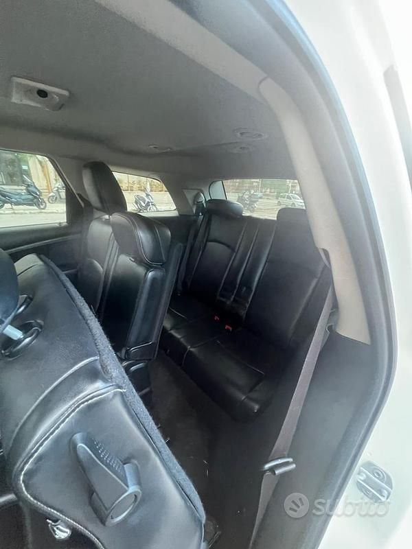 Usata Fiat Freemont 170 CV (125 kW) 2011 Bianco SUV