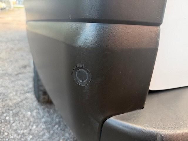 Usata Nissan Primastar 110 CV (80 kW) 2023 Bianco Monovolume