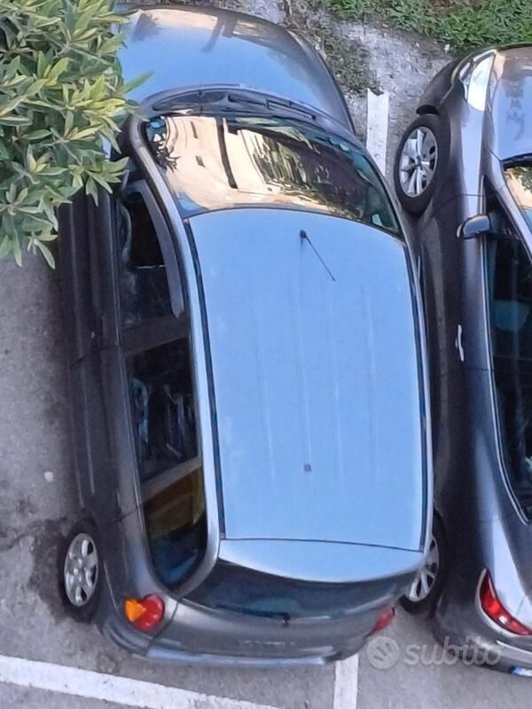 Grigio Usata 2003 Fiat Multipla Monovolume | 600 € - Immagine 1/4