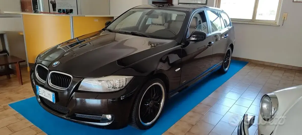 Usata BMW 320 184 CV (135 kW) 2011 Nero Station wagon