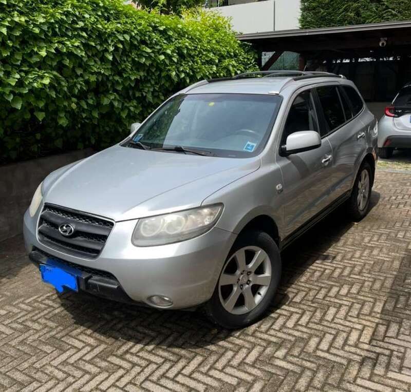 Argento Usata 2008 Hyundai Santa Fe Dynamiq SUV | 2500 € (Cara) - Immagine 1/4