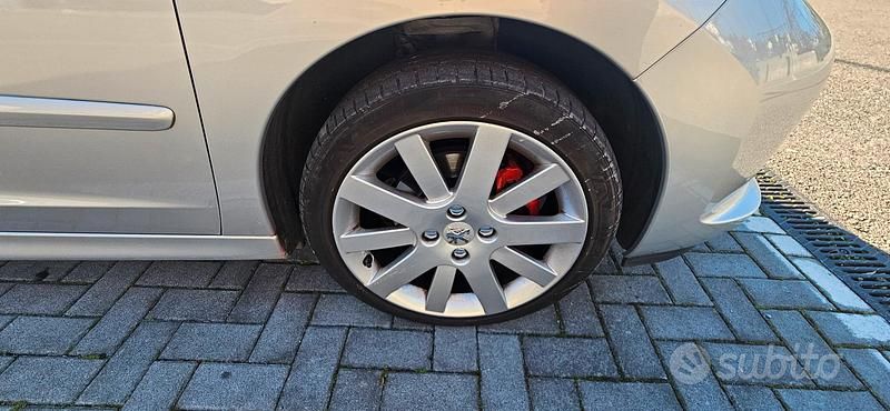 Usata Peugeot 207 CC 112 CV (82 kW) 2010 Grigio Cabrio