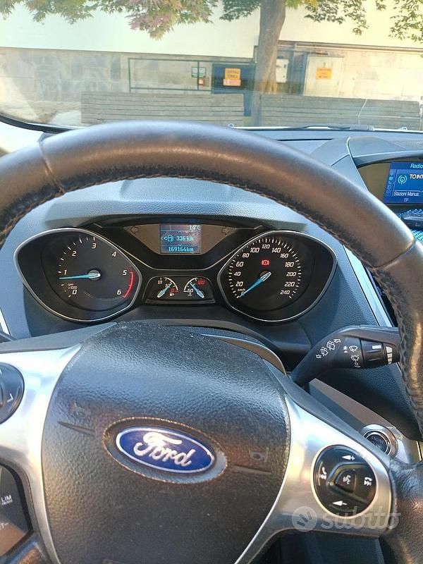 Usata Ford C-MAX Titanium 116 CV (85 kW) 2015 Bianco Monovolume