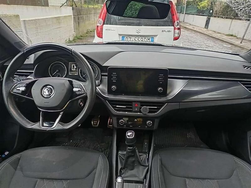 Używany Skoda Kamiq 110 KM (80 kW) 2023 Czarny SUV