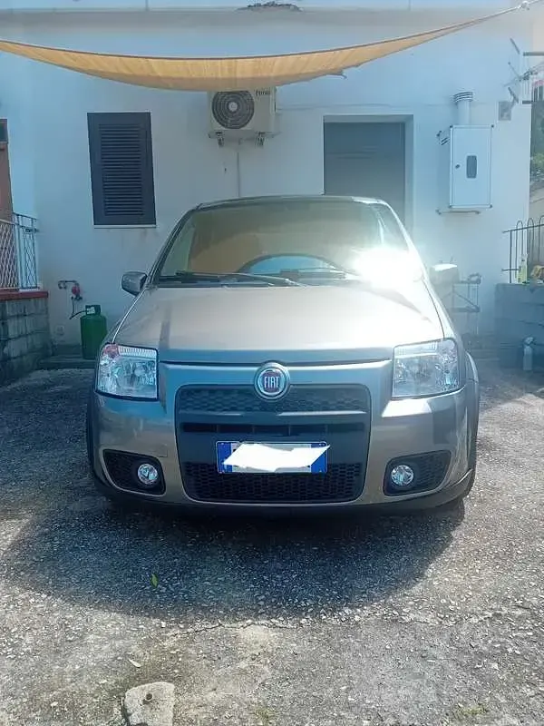 Usata Fiat Panda 101 CV (74 kW) 2008 Grigio Utilitaria