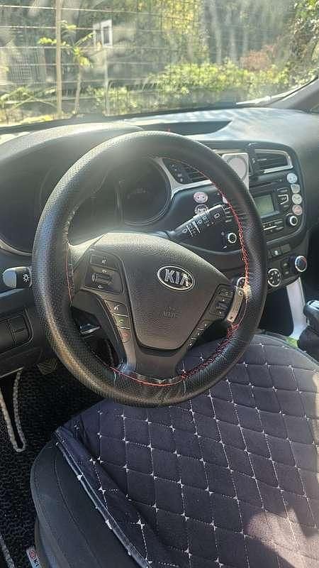 Usata Kia Ceed Active 115 CV (84 kW) 2016 Bianco Utilitaria