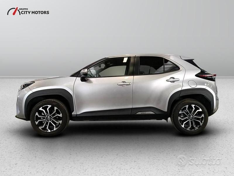 Usata Toyota Yaris Cross Trend 116 CV (85 kW) 2022 Argento SUV