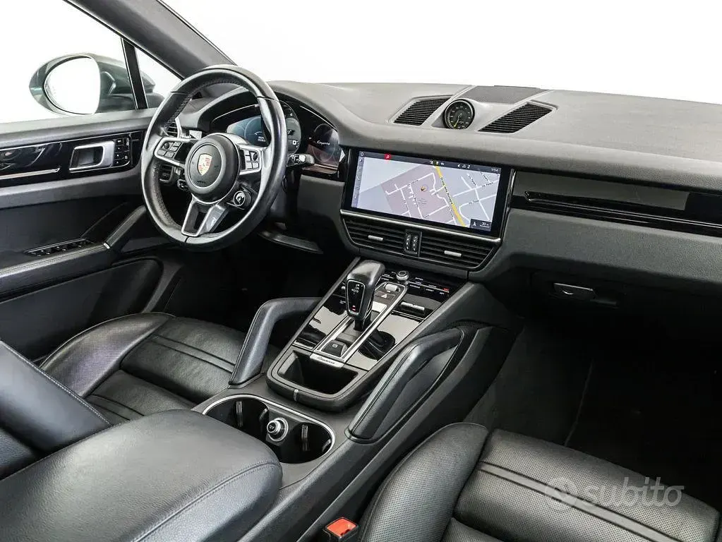 Usata Porsche Cayenne 340 CV (250 kW) 2020 Grigio SUV