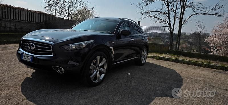 Usata Infiniti Fx30 238 CV (175 kW) 2012 Nero SUV