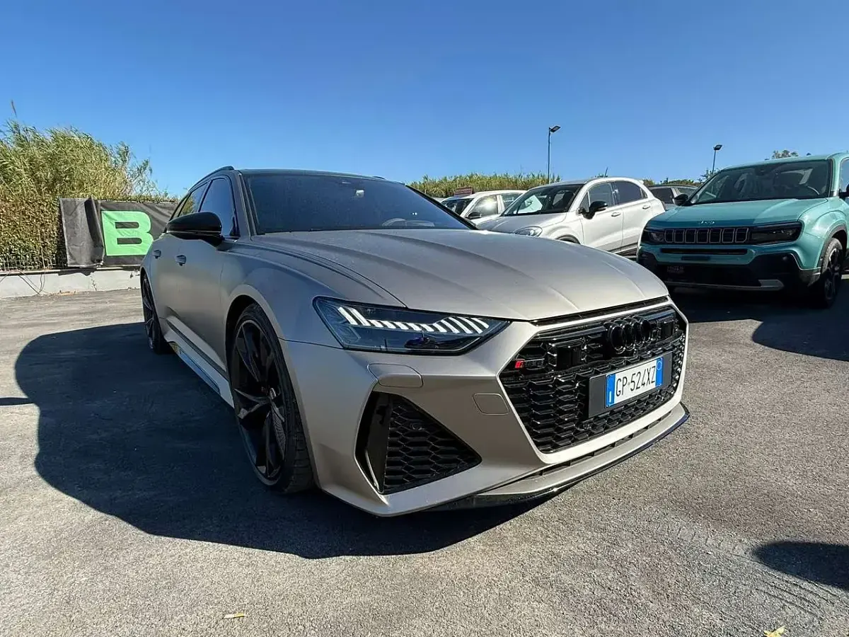 Usata Audi A6 721 CV (530 kW) 2023 Grigio Station wagon