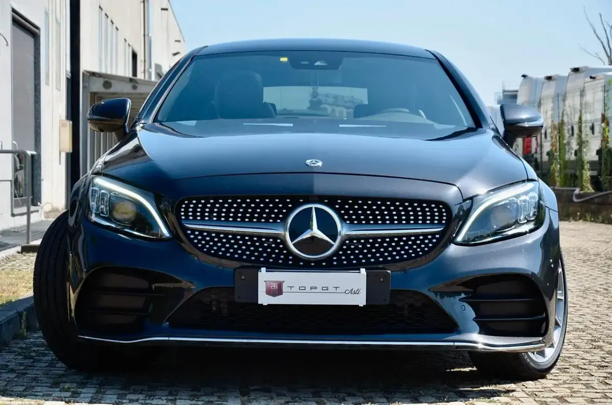 Usata Mercedes C200 Premium Plus 184 CV (135 kW) 2020 Grigio Coupé
