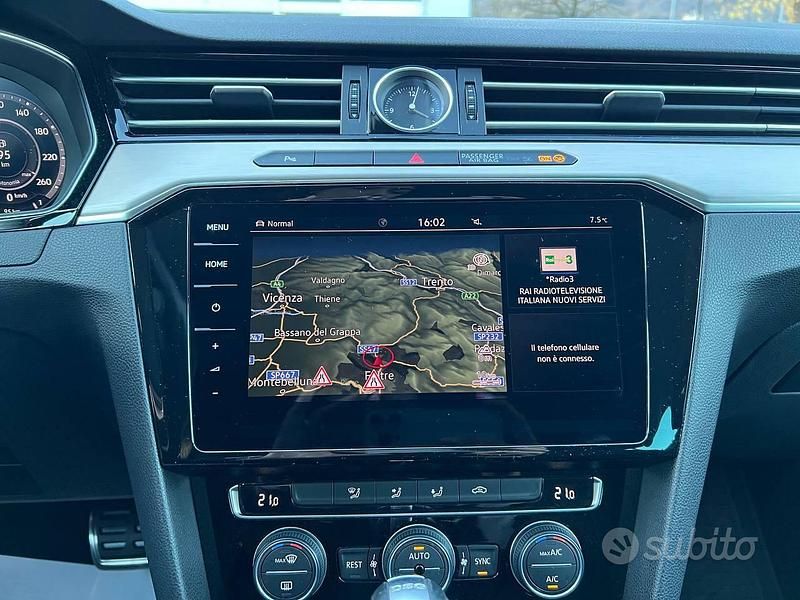 Usata VW Passat Alltrack 190 CV (139 kW) 2019 Blu Station wagon