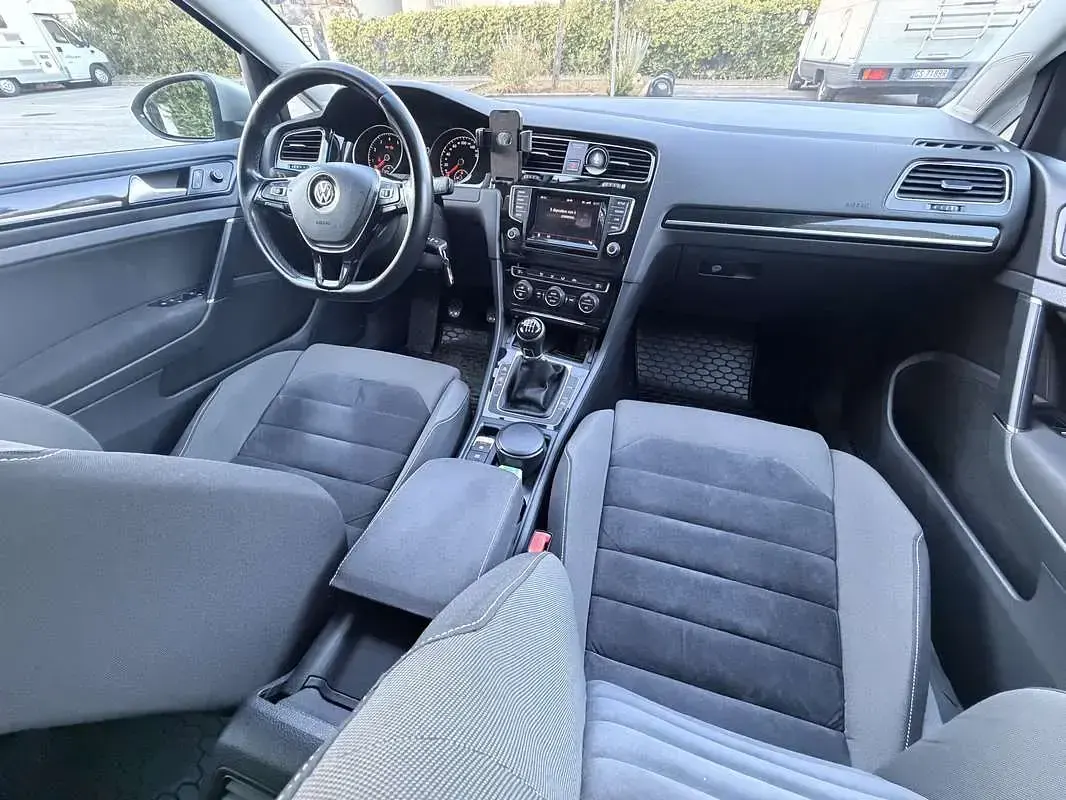 Usata VW Golf VII Highline 140 CV (102 kW) 2013 Argento Berlina