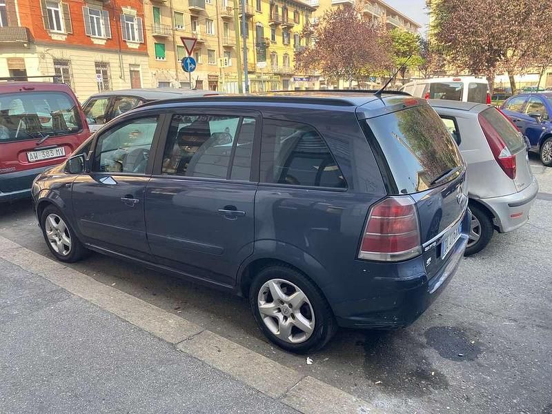Usata Opel Zafira 105 CV (77 kW) 2008 Blu/azzurro Monovolume