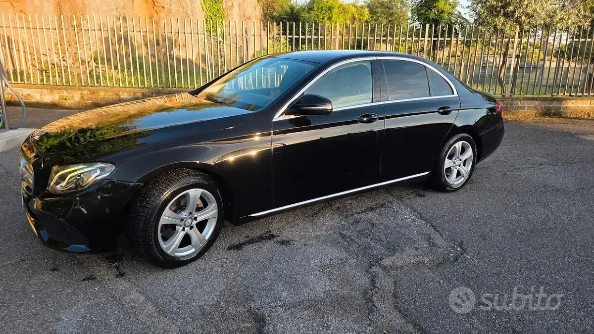 Usata Mercedes E200 2017 Nero Berlina