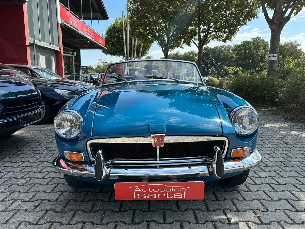 Usata MG B 96 CV (70 kW) 1973 Blu Cabrio