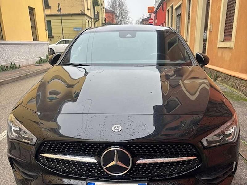 Usata Mercedes CLA200 AMG Line Premium 150 CV (110 kW) 2021 Nero Station wagon