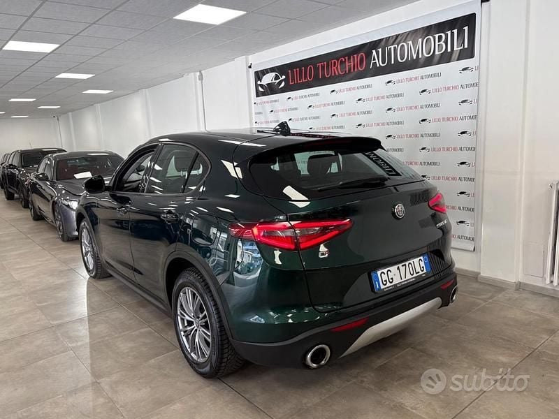Usata Alfa Romeo Stelvio Business 190 CV (139 kW) 2021 Verde SUV