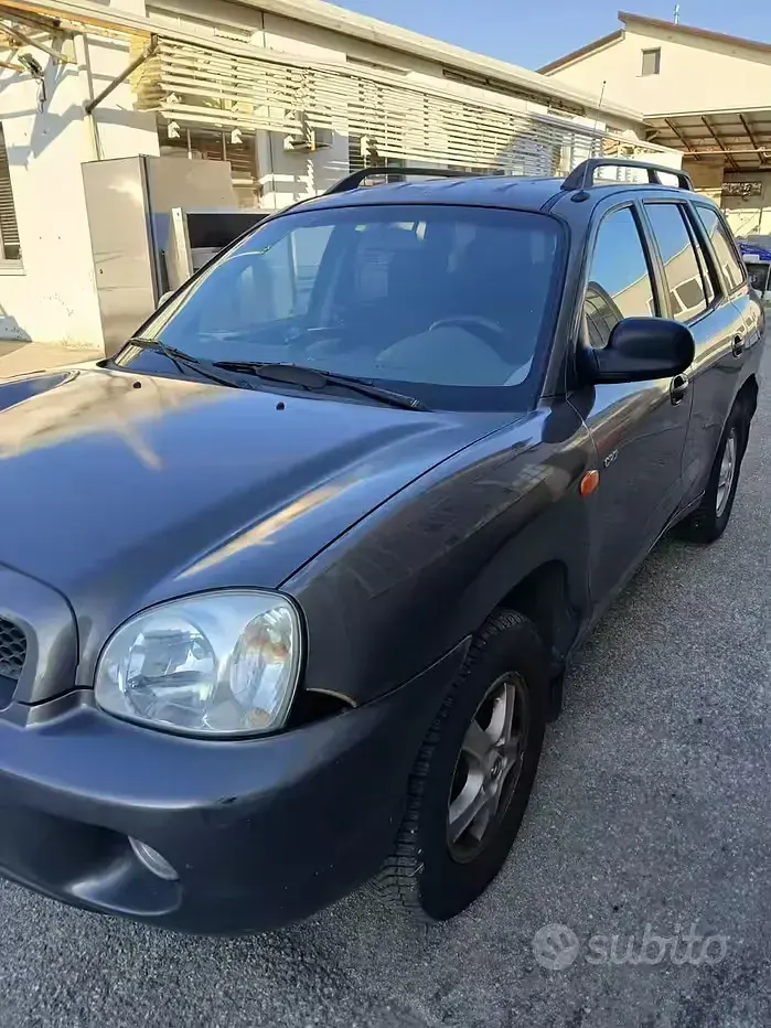 Usata Hyundai Santa Fe 112 CV (82 kW) 2003 SUV