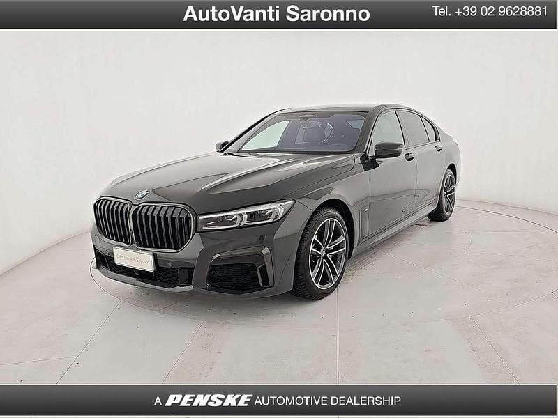 Usata BMW 730 M Sport 265 CV (194 kW) 2022 Grigio Berlina