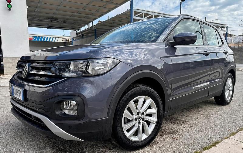 Usata VW T-Cross Style 110 CV (80 kW) 2022 Grigio SUV