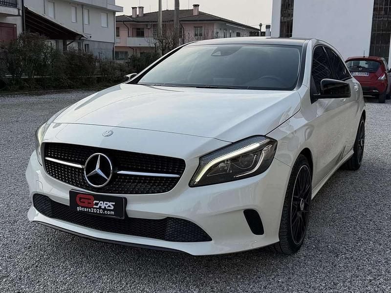 Usata Mercedes A200 Premium 136 CV (100 kW) 2016 Bianco Berlina
