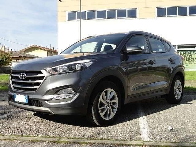 Usata Hyundai Tucson Comfort 116 CV (85 kW) 2015 Grigio SUV