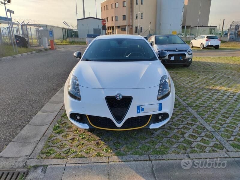 Usata Alfa Romeo Giulietta Sprint 120 CV (88 kW) 2021 Bianco Utilitaria