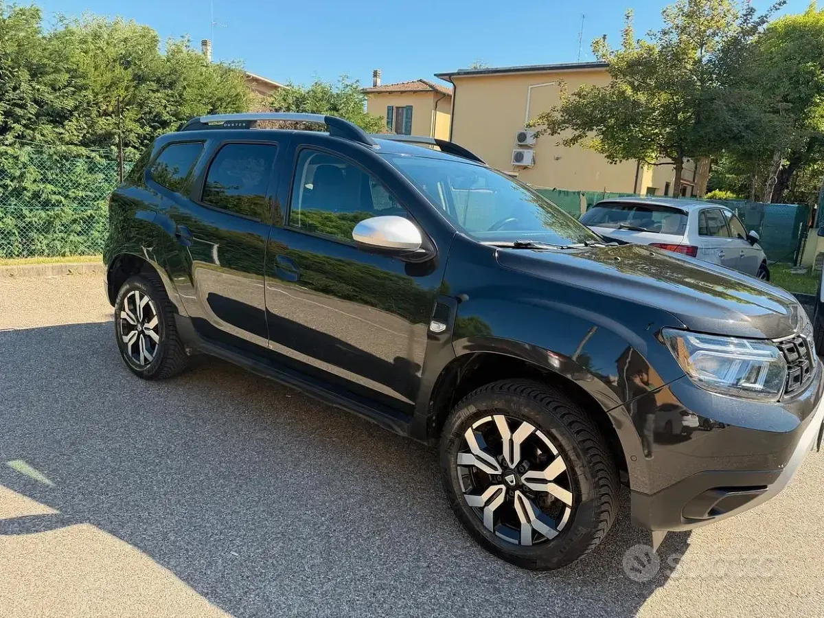 Usata Dacia Duster 101 CV (74 kW) 2021 Nero SUV