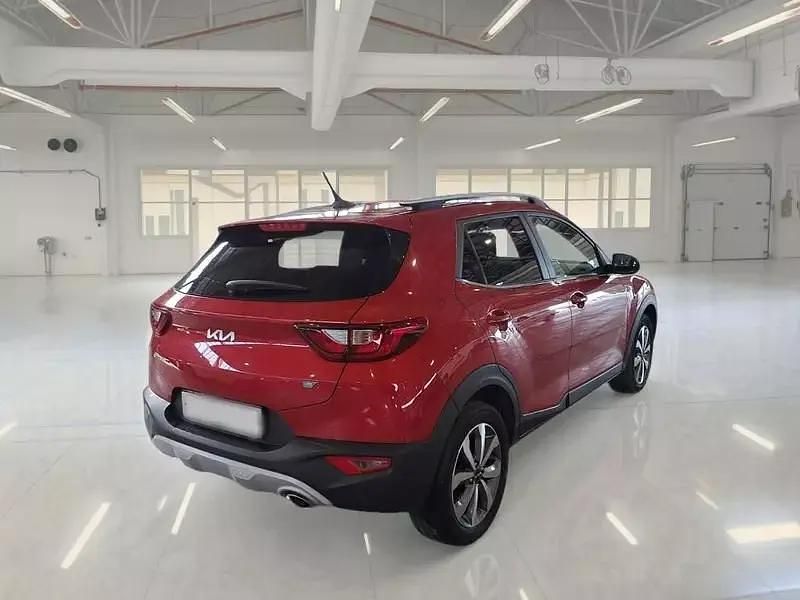 Usata Kia Stonic Style 81 CV (59 kW) 2022 Rosso SUV