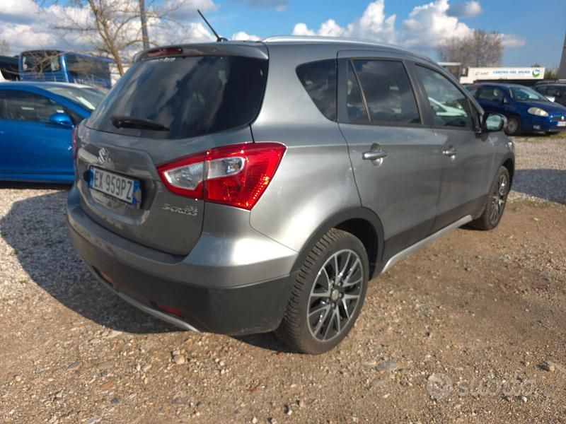 Usata Suzuki SX4 S-Cross 120 CV (88 kW) 2015 Grigio SUV