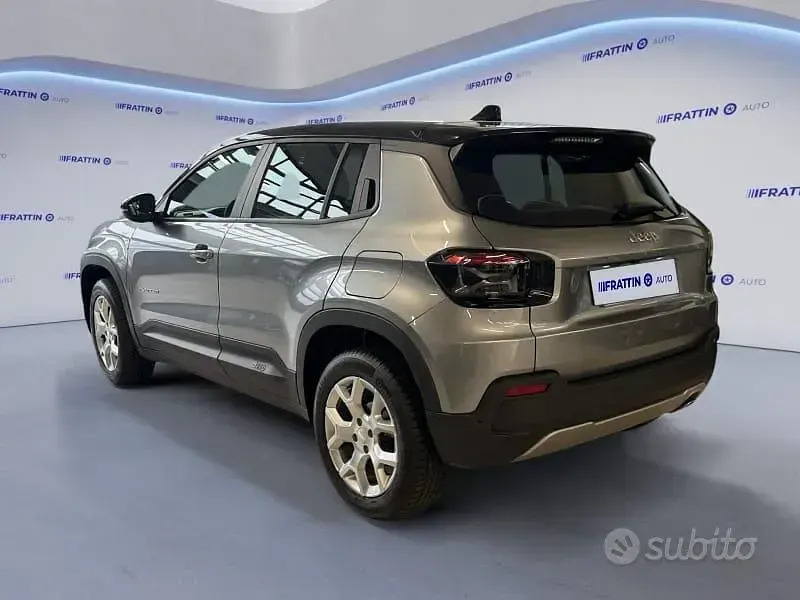 Occasion Jeep Avenger Altitude 101 PK (74 kW) 2023 Grijs SUV