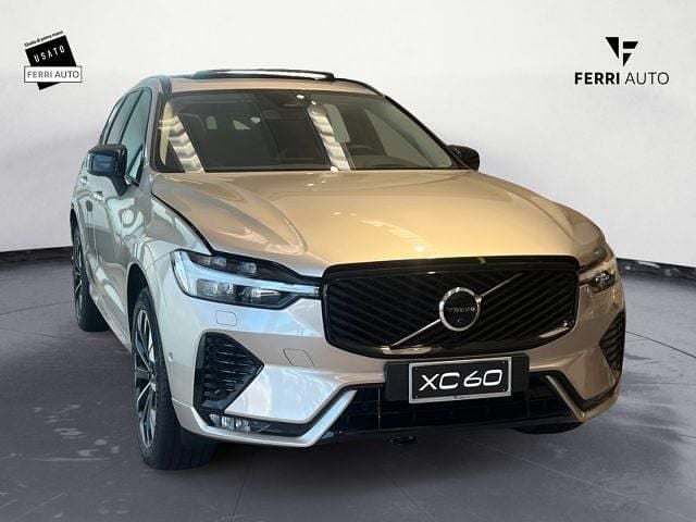Nuova Volvo XC60 Ultra 250 CV (183 kW) 2025 Grigio SUV