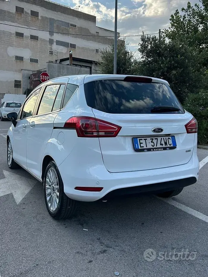Usata Ford B-MAX Titanium 100 CV (73 kW) 2014 Bianco Monovolume