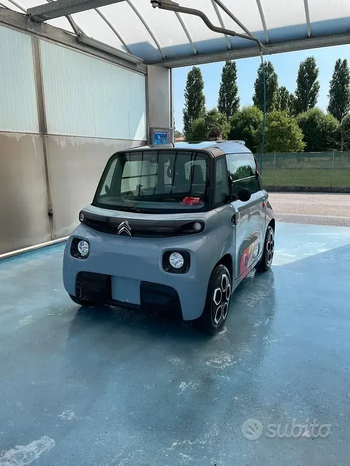 Usata Citroën AMI 2024 Grigio Berlina