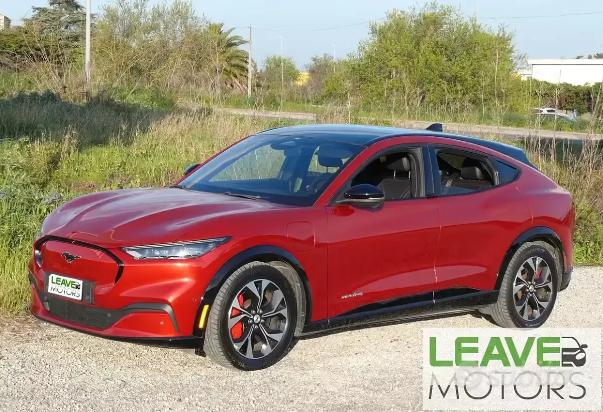 Usata Ford Mustang Standard Range 169 CV (124 kW) 2021 Rosso Station wagon