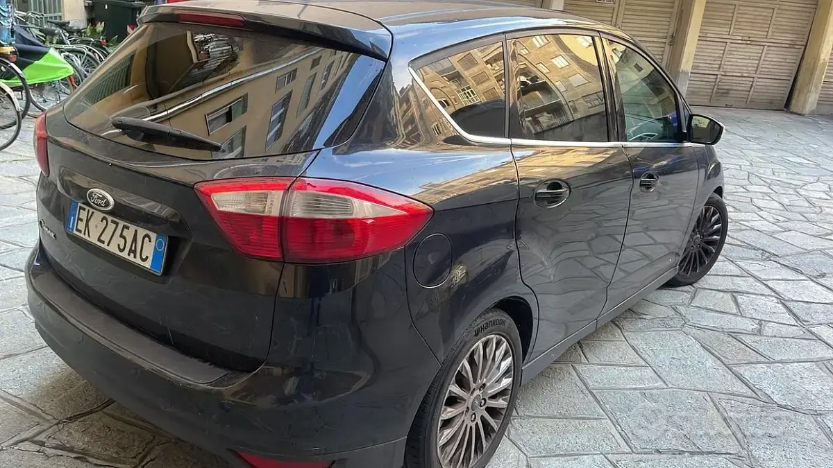 Usata Ford C-MAX Titanium 115 CV (84 kW) 2011 Nero Monovolume