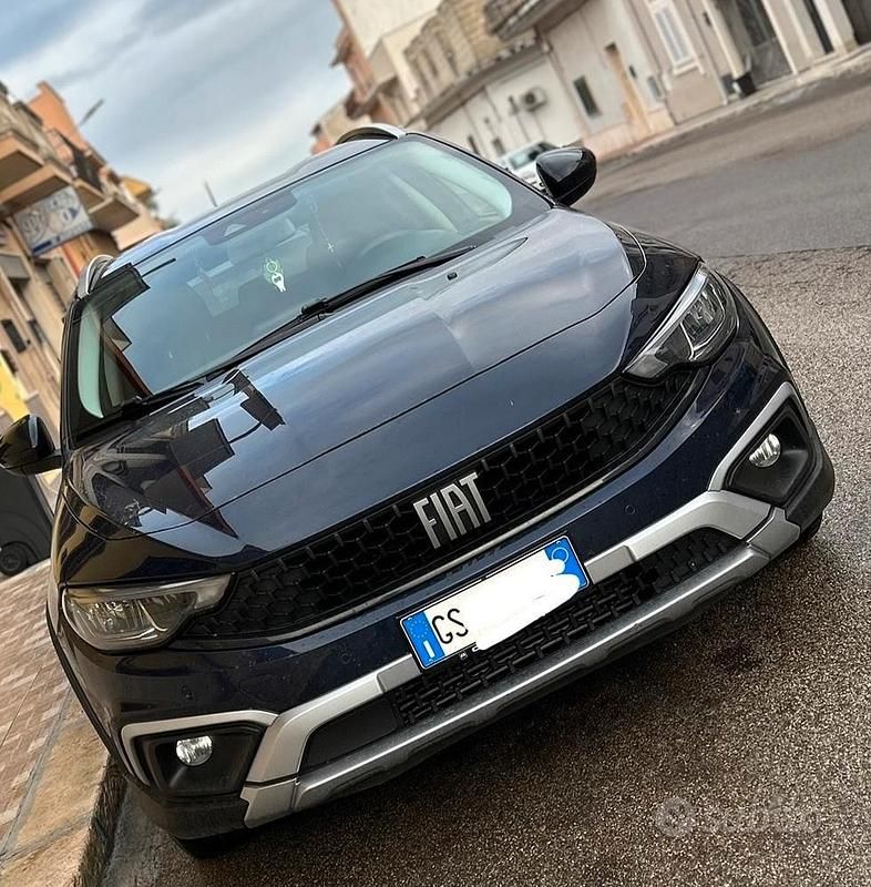 Usata Fiat Tipo Cross 131 CV (96 kW) 2021 Berlina