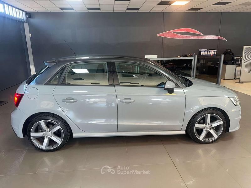 Usata Audi A1 Sportback Admired 90 CV (66 kW) 2018 Grigio Utilitaria