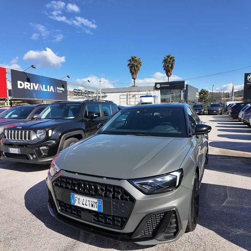 Usata Audi A1 Sportback S-Line 200 CV (147 kW) 2019 Grigio chronos met Utilitaria