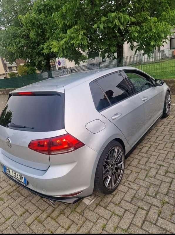 Usata VW Golf VII Highline 150 CV (110 kW) 2014 Berlina